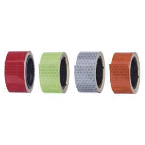 Taśma odblaskowa 25mm / 2m odbija światło