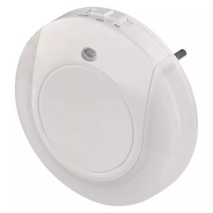 Lampka nocna LED 230V z włącznikiem i czujnikiem zmierzchu